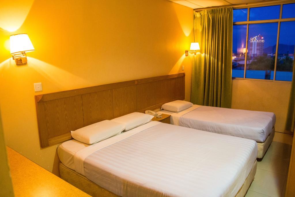 Istana Monaco Hotel Tawau Room photo