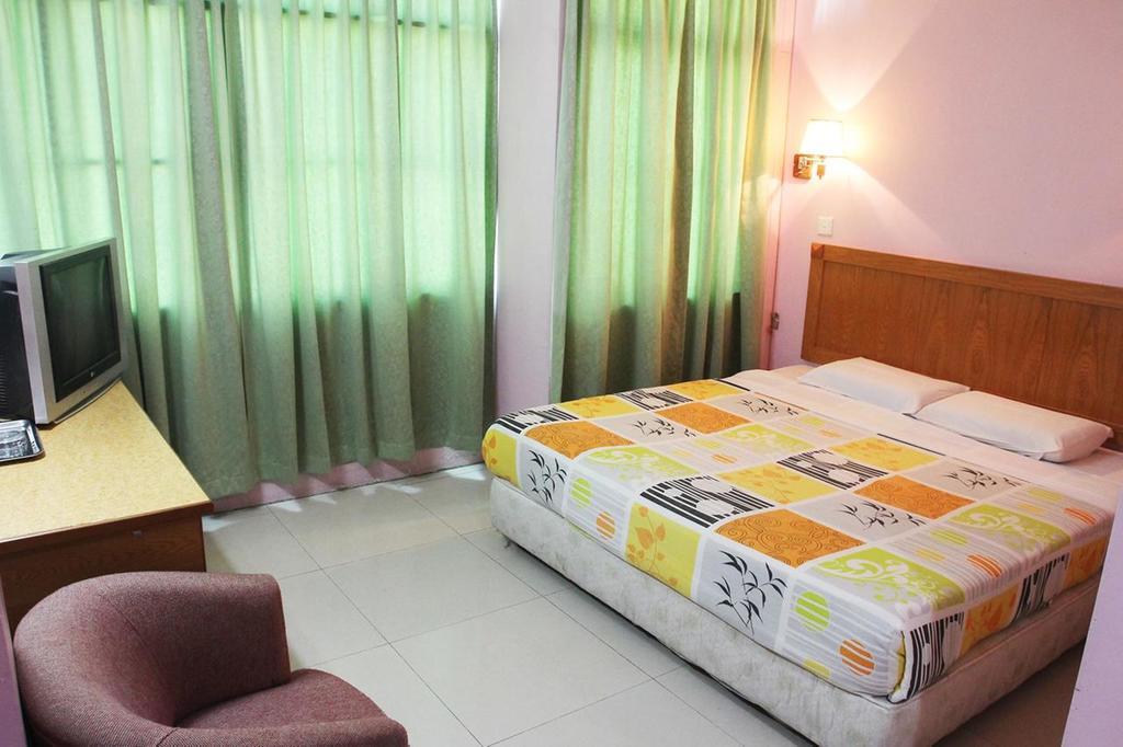 Istana Monaco Hotel Tawau Room photo